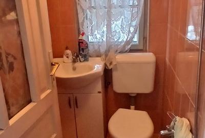 Casă cu 3 camere cu Teren 501 Mp în Central - 1