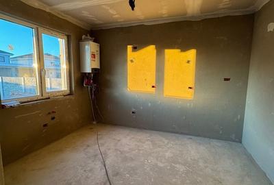 Casă cu 3 camere cu Teren 315 Mp în Central - 8