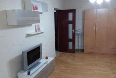 Apartament cu 3 camere decomandat în Tineretului