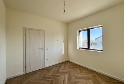 Duplex cu 3 camere cu Teren 250 Mp în Sânandrei - 7