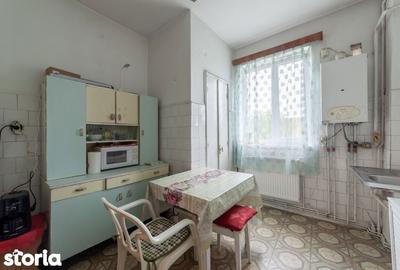 Apartament cu 3 camere decomandat în Moșoaia - 5