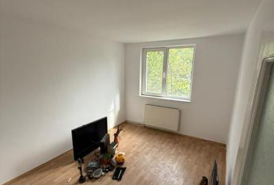 Apartament cu 3 camere decomandat în Central - 3