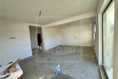 Duplex cu 5 camere cu Teren 420 Mp în Șelimbăr - 9