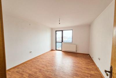 Casă cu 10 camere cu Teren 265 Mp în Găvana - 11