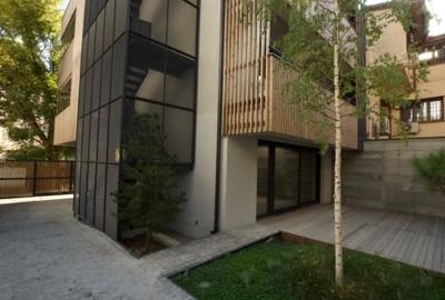 Duplex Dorobanti 2025  4 camere, curte proprie, doua locuri parcare - 1