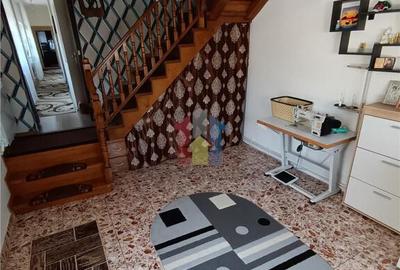 VILA, P 1, Caramida si Boltari, zona Centru - 10