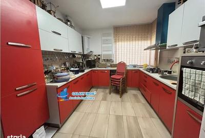 Casă cu 4 camere cu Canalizare în Drumul Taberei - 2