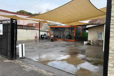 Spațiu comercial, de 300 mp, în CET - 3