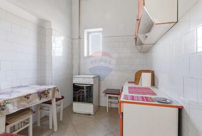 Apartament cu 4 camere semidecomandat, mobilat în Central - 13