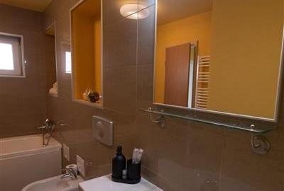 Mobilat si utilat, linga Iulius Mall Mobilat si utilat, linga Iulius Mall - 6