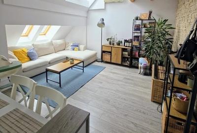 Apartament cu 3 camere decomandat, mobilat în Central - 1