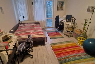 Apartament cu 4 camere decomandat în Central - 2