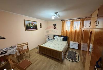 Casă cu 4 camere cu Teren 446 Mp în Răcoasa - 15