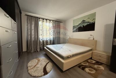 Casă cu 9 camere cu Teren 429 Mp în Central - 3