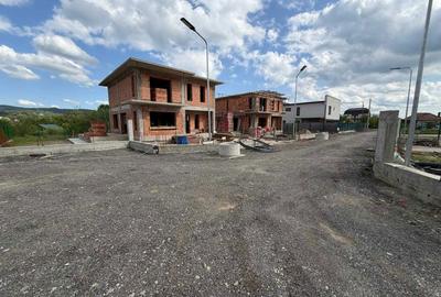 Casă cu 4 camere în Central - 3