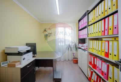 Spațiu comercial, de 235 mp, în Ultracentral - 27