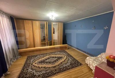 Casă cu Teren 2600 Mp în Central - 2