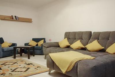 Apartament cu 2 camere, mobilat în Tractorul - 1