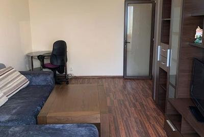Apartament cu 2 camere decomandat în Astra