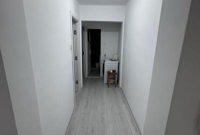 Apartament cu 3 camere semidecomandat în Central - 2