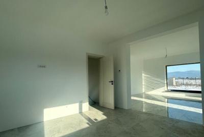 Casă cu 4 camere cu Teren 750 Mp în Cărpiniș - 7