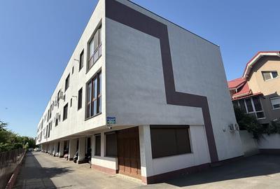 Apartament cu 2 camere decomandat, mobilat în Prelungirea Ghencea