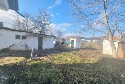 Casa de vanzare cu 4 camere si anexe in Fagaras. - 14