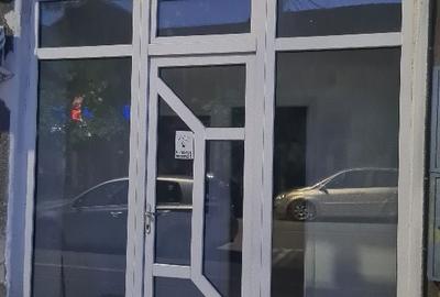 Spațiu comercial, în Central - 5