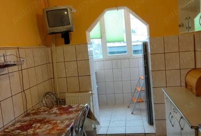 Apartament cu 2 camere decomandat în Central - 4
