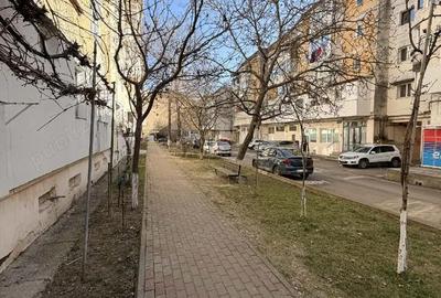 Apartament cu 2 camere decomandat în Precista - 2