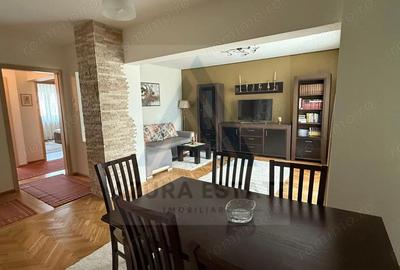 Apartament cu 3 camere semidecomandat în Calea Dumbrăvii - 1