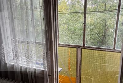 Apartament cu 2 camere - Piata Veteranilor - 5 min metrou, de renovat Apartament cu 2 camere - Piata Veteranilor - 5 min metrou, de renovat - 3