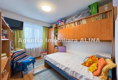 Apartament cu 2 camere decomandat în Astoria - 9