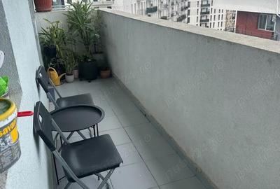 Apartament cu 3 camere decomandat în Apărătorii Patriei - 1