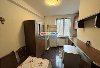 Garsonieră decomandată, mobilată în Sud - 11