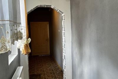 Casa 8 Camere Cu Teren 1500mp In Cermei - 12