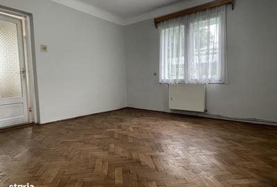 Casă cu 4 camere în Humulești - 8