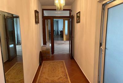 Casă cu 4 camere în Valter Mărăcineanu - 2