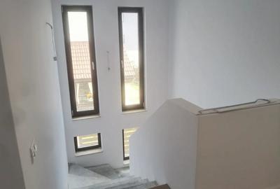 Casă cu 5 camere în Central - 10