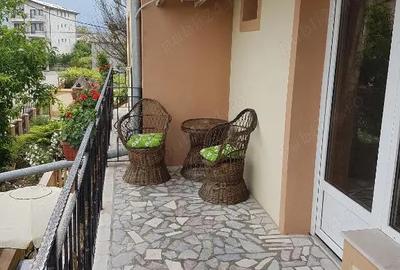 Pensiunea de vanzare Costinesti str.Meduzei , 14 camere - 8