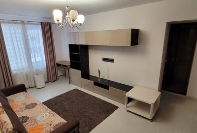 Apartament cu 3 camere semidecomandat, mobilat în Gorjului - 2