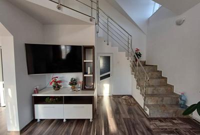 CASA CU 4 CAMERE , BECI SI GARAJ , 825MP TEREN , VOINESTI CASA CU 4 CAMERE , BECI SI GARAJ , 825MP TEREN , VOINESTI - 23