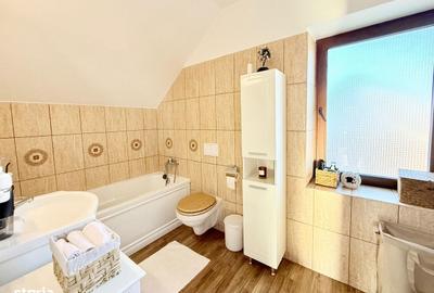 Casă cu 4 camere cu Teren 380 Mp în Bucium - 20