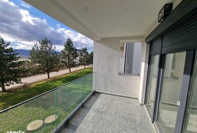 Apartament cu 3 camere decomandat în Cristian - 3