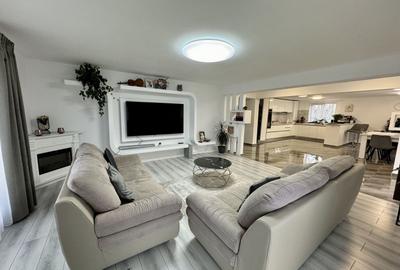 Casă individuală cu 6 camere cu Canalizare în Ghimbav Livadă - 1