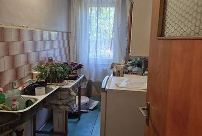 Garsonieră decomandată în Teiul Doamnei