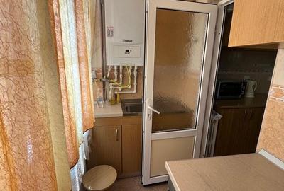 Apartament cu 2 camere în CET - 4