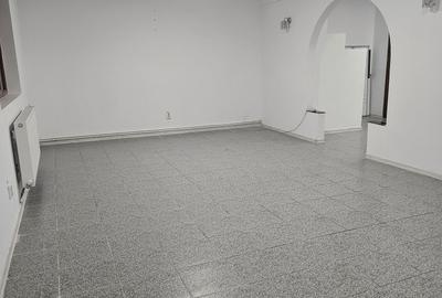 Spațiu comercial, de 75 mp, în Valu lui Traian - 3