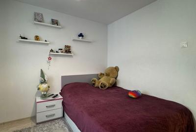 Apartament cu 3 camere semidecomandat, mobilat în Rahova - 12