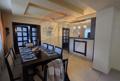 Casă cu 7 camere cu Teren 1371 Mp în Nord-Est - 22